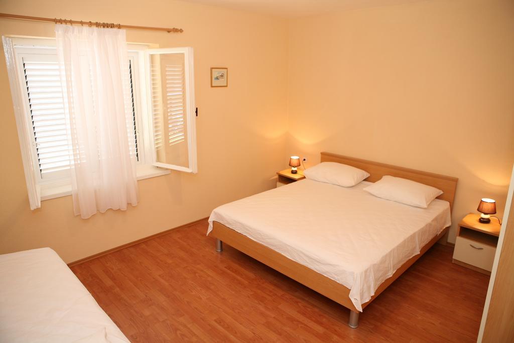 Apartments Radic Trogir Bilik gambar